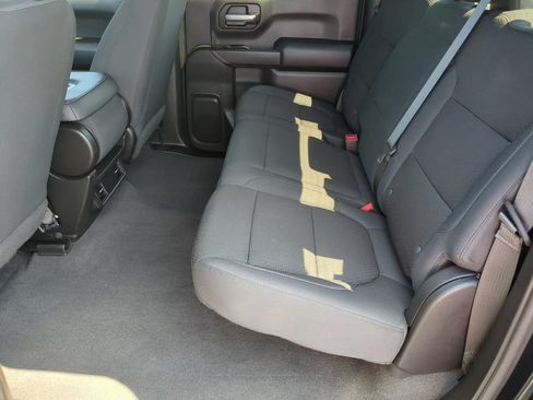 Used 2021 Chevrolet Silverado 1500 Custom AWD/4WD image 18