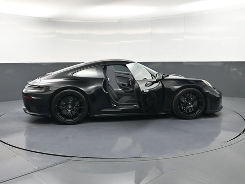 Certified 2026 Porsche 911 GT3 RWD image 36