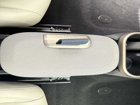 New 2026 MINI Cooper 2-Door Hardtop FWD image 23