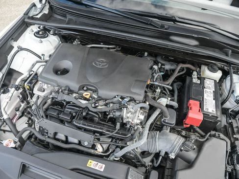 Used 2024 Toyota Camry SE FWD image 28
