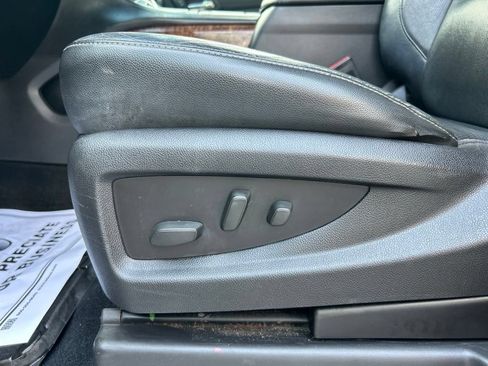 Used 2016 Chevrolet Tahoe LTZ AWD/4WD image 13