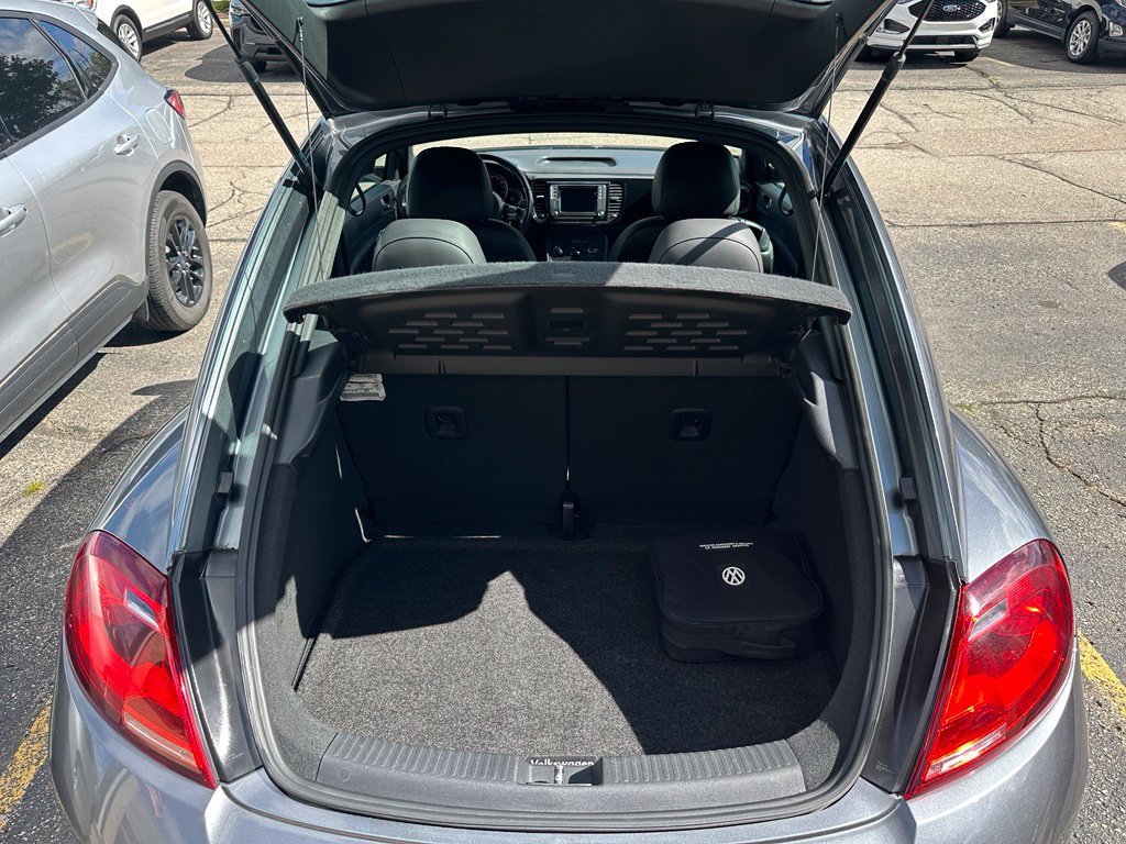 Used 2018 Volkswagen Beetle 2.0T S FWD image 27