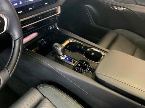 Used 2025 Lexus RX 350 image 16