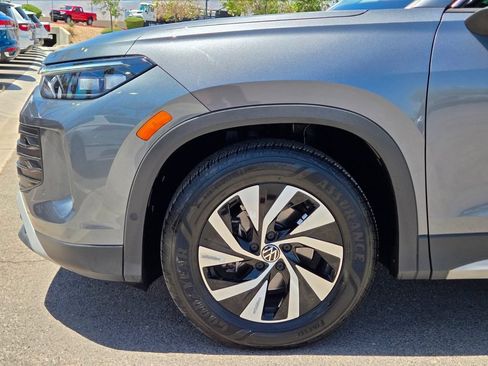 Certified 2025 Volkswagen Tiguan S FWD image 7