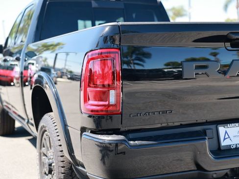 New 2026 RAM 2500 Limited AWD/4WD image 10