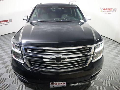 Used 2017 Chevrolet Suburban Premier AWD/4WD image 18