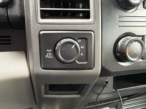 Used 2019 Ford F250 XL AWD/4WD image 14