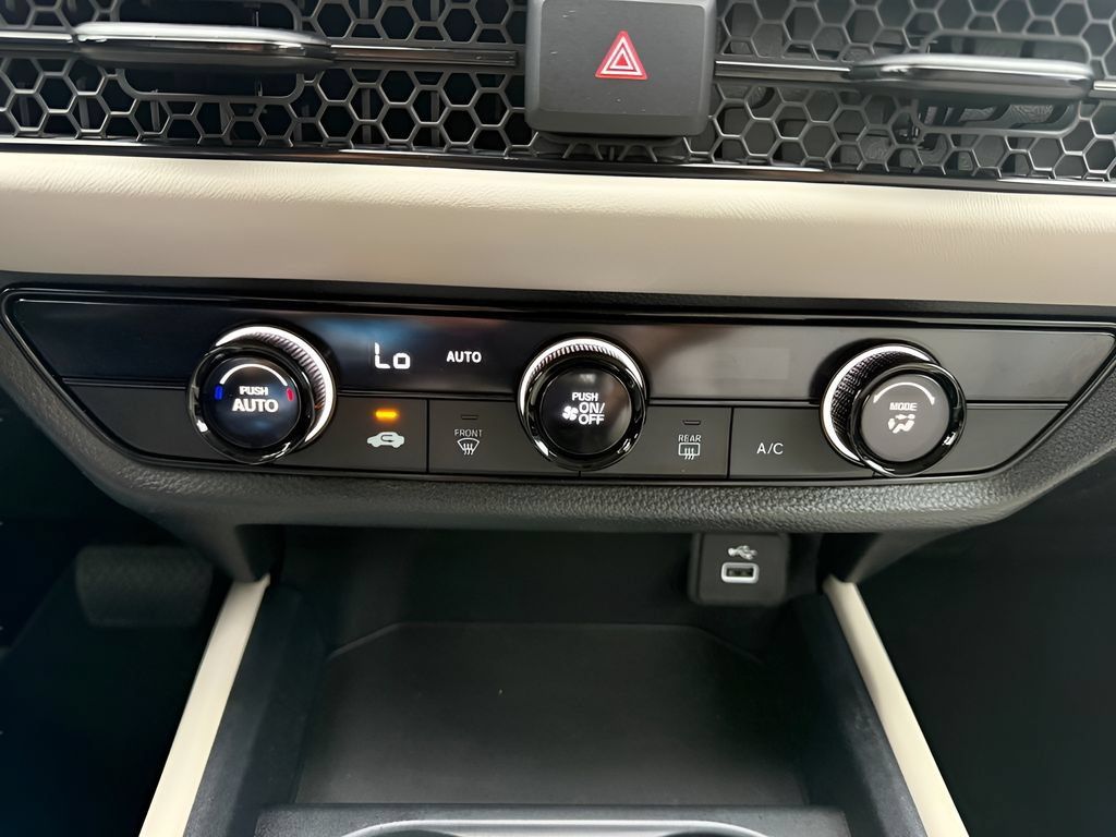 Used 2025 Honda HR-V LX image 19