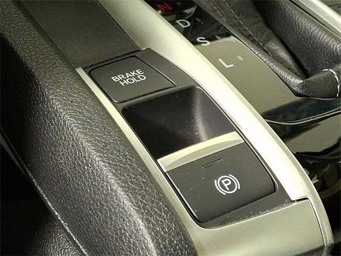Used 2019 Honda Civic EX-L image 24
