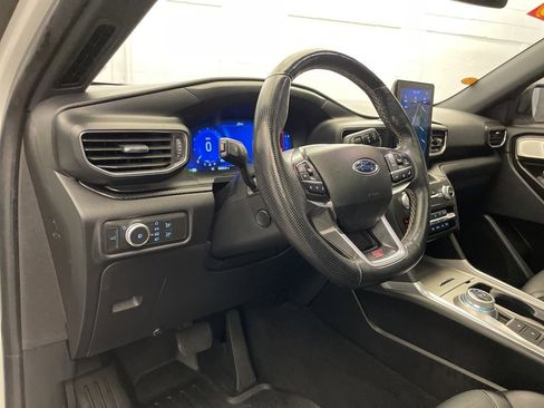 Used 2020 Ford Explorer ST w/ ST Street Pack image 20