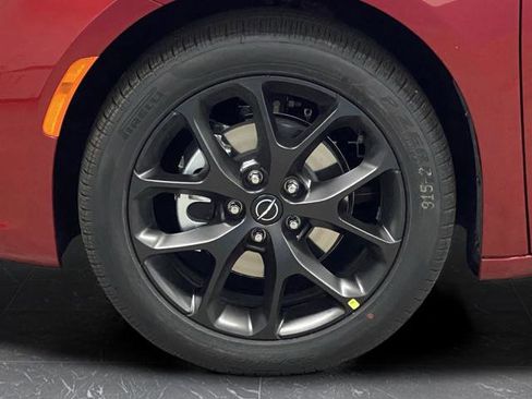 New 2026 Chrysler Pacifica Limited w/ S Appearance Package image 42