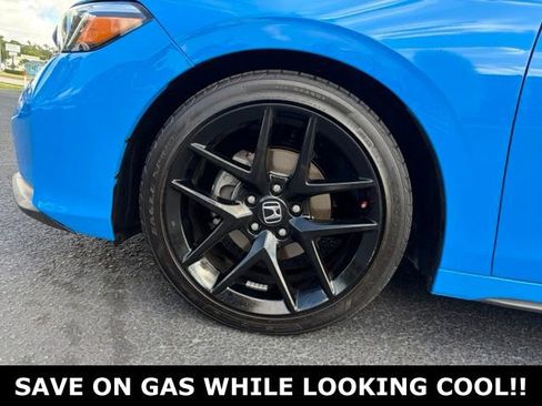 Used 2025 Honda Civic Sport image 9