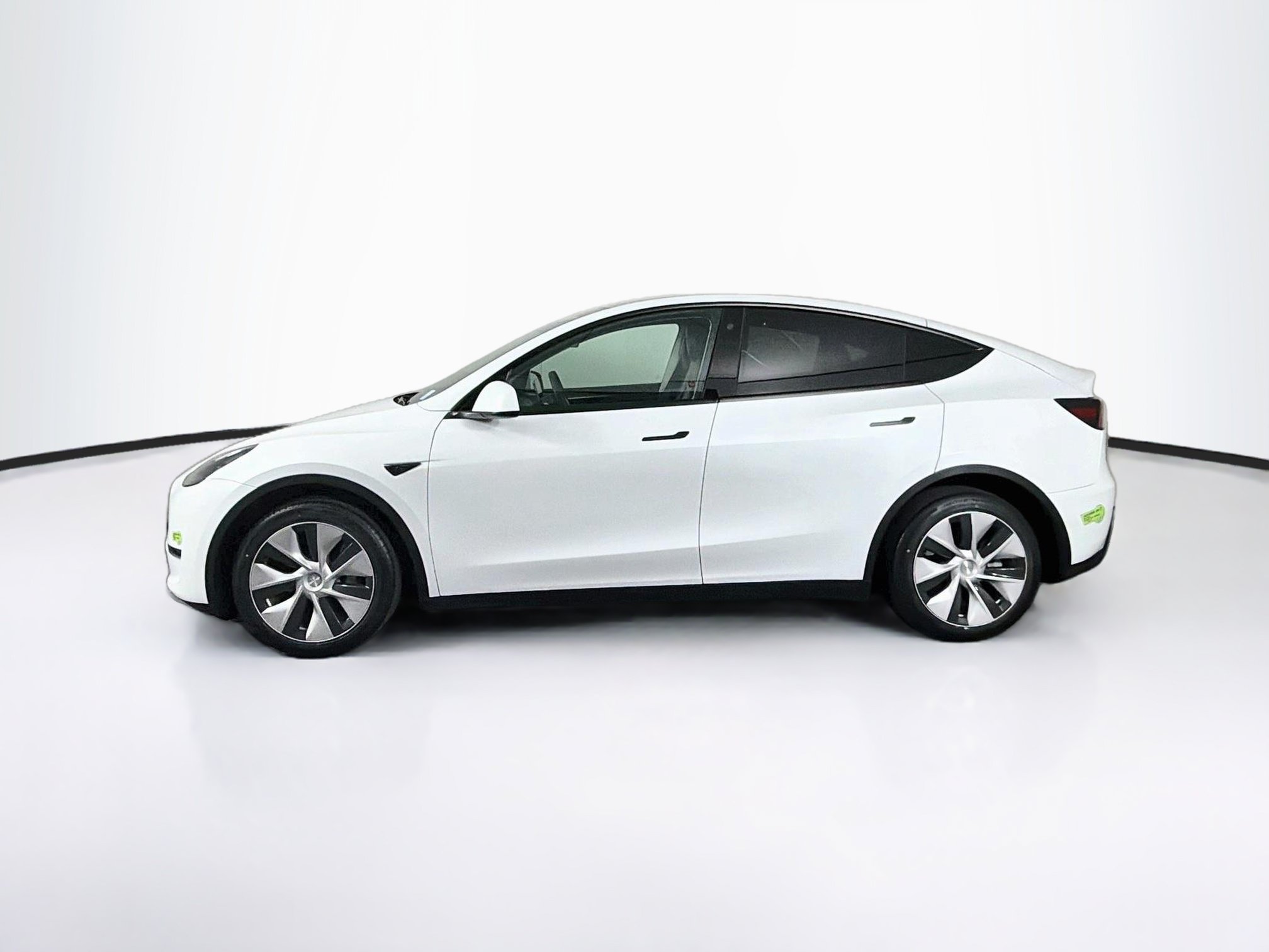 Used 2023 Tesla Model Y Long Range AWD/4WD image 4