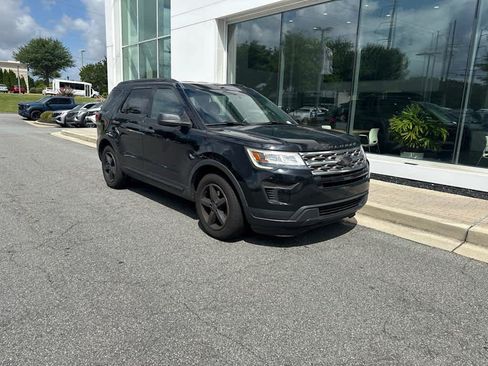 Used 2018 Ford Explorer FWD image 4