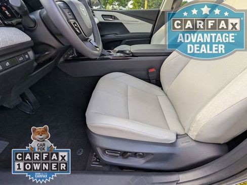 Used 2025 Toyota Camry XLE w/ Premium Package image 18