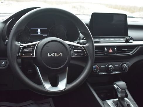 Certified 2023 Kia Forte LXS image 16