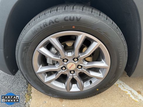 Used 2024 GMC Terrain SLT image 7