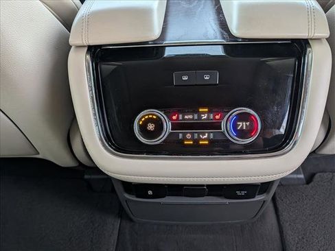Used 2018 Lincoln Navigator Reserve w/ Technology Package image 19