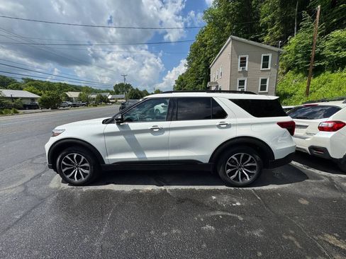 Used 2020 Ford Explorer ST w/ Premium Technology Package AWD/4WD image 4