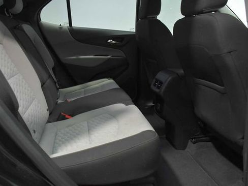 Used 2021 Chevrolet Equinox LS w/ LS Convenience Package FWD image 15