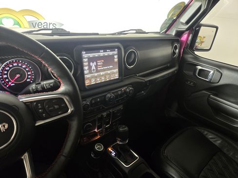 Used 2021 Jeep Wrangler Unlimited Rubicon AWD/4WD image 25