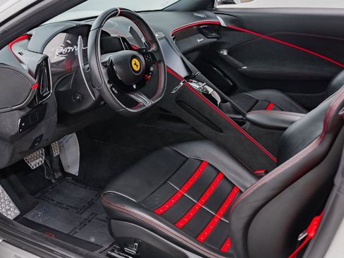 Certified 2022 Ferrari Roma Base image 73