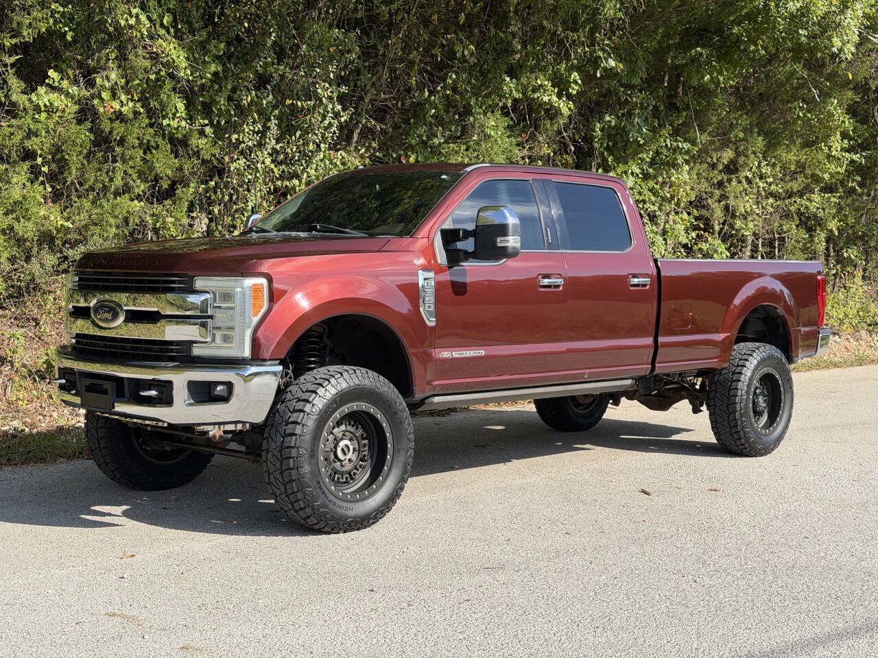 Used 2017 Ford F350 4x4 Crew Cab Super Duty image 1