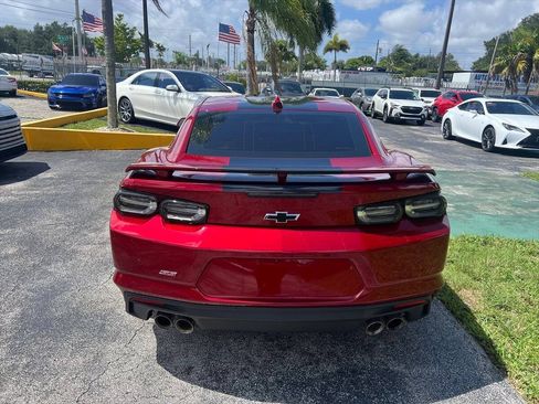 Used 2021 Chevrolet Camaro SS w/ Wild Cherry Design Package 2 RWD image 6
