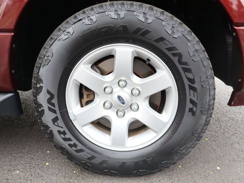 Used 2010 Ford Expedition XLT image 43