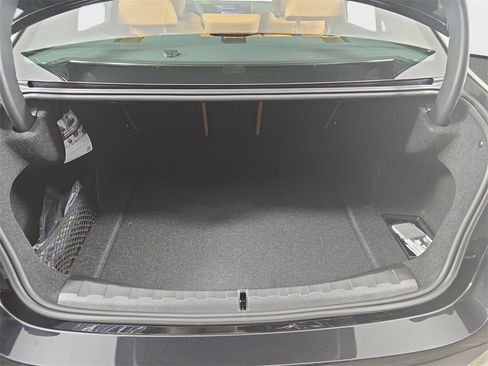 New 2025 BMW 330i xDrive Sedan w/ Premium Package image 12