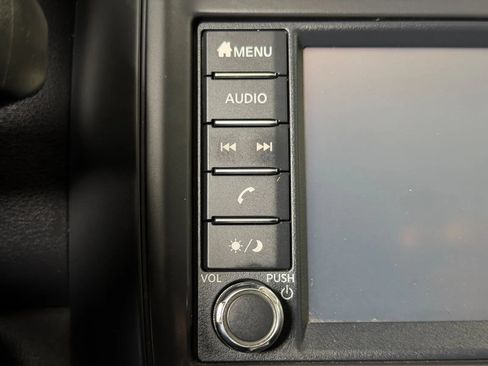 Used 2019 Nissan Versa S Plus FWD image 30