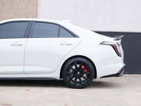 Used 2022 Cadillac CT4 V Blackwing w/ Carbon Fiber 1 Package image 8