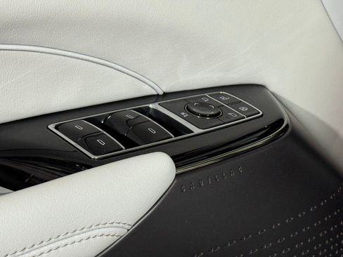 New 2026 Cadillac Lyriq Sport image 23