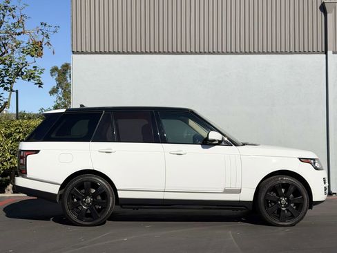 Used 2015 Land Rover Range Rover Autobiography image 3