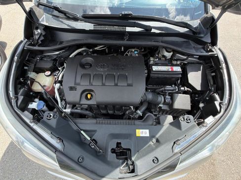 Used 2018 Toyota C-HR XLE image 22