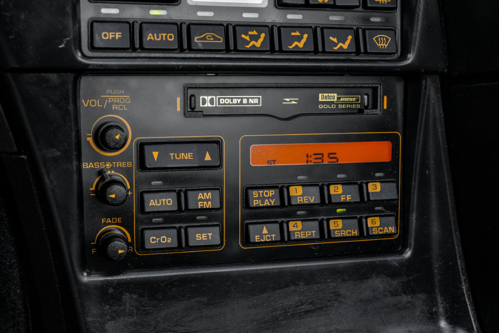 Used 1993 Chevrolet Corvette Coupe RWD image 21