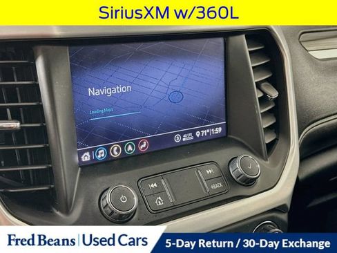 Used 2020 GMC Acadia SLT w/ Driver Alert Package II AWD/4WD image 17
