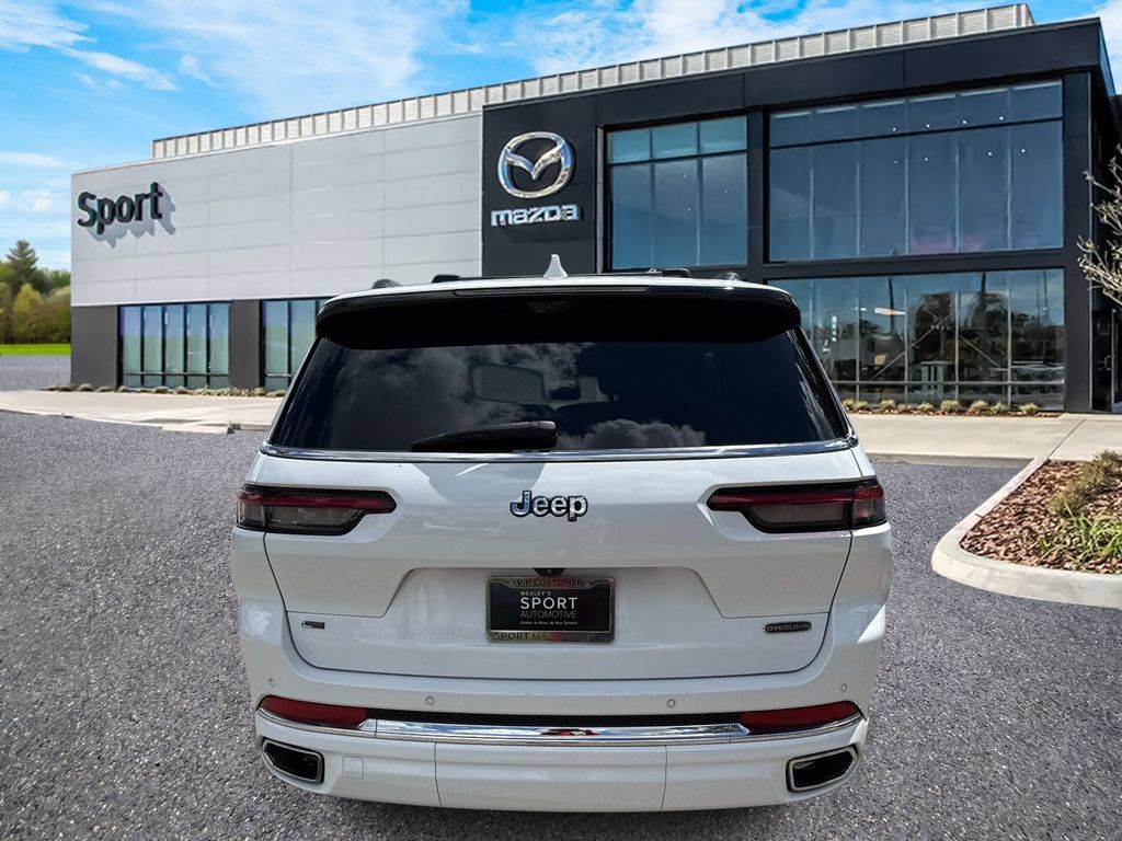 Used 2021 Jeep Grand Cherokee L Overland w/ Luxury Tech Group IV RWD image 5