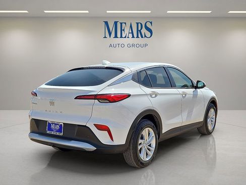 Used 2025 Buick Envista Preferred image 5