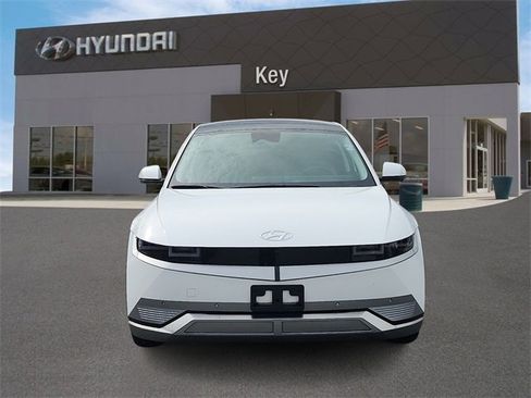 Certified 2023 Hyundai Ioniq 5 Limited w/ Cargo Package image 7