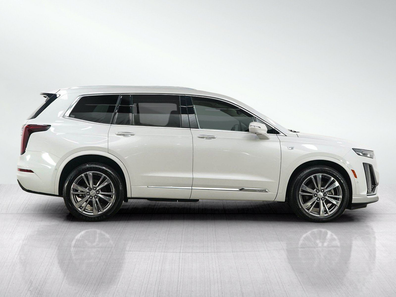 Used 2020 Cadillac XT6 Premium Luxury AWD/4WD image 6