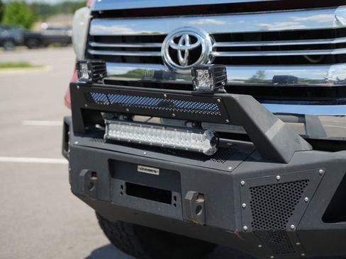 Used 2016 Toyota Tundra SR5 w/ TRD Off Road Package AWD/4WD image 38