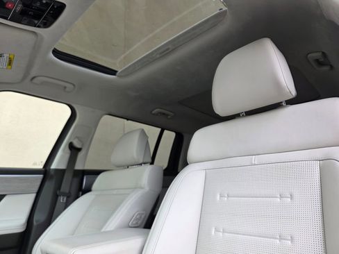 Used 2025 Hyundai Santa Fe Calligraphy image 22