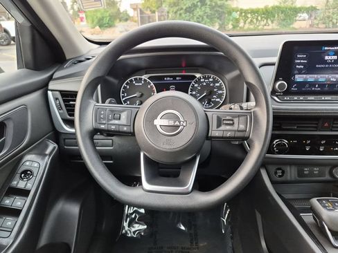 Used 2024 Nissan Rogue S AWD/4WD image 16
