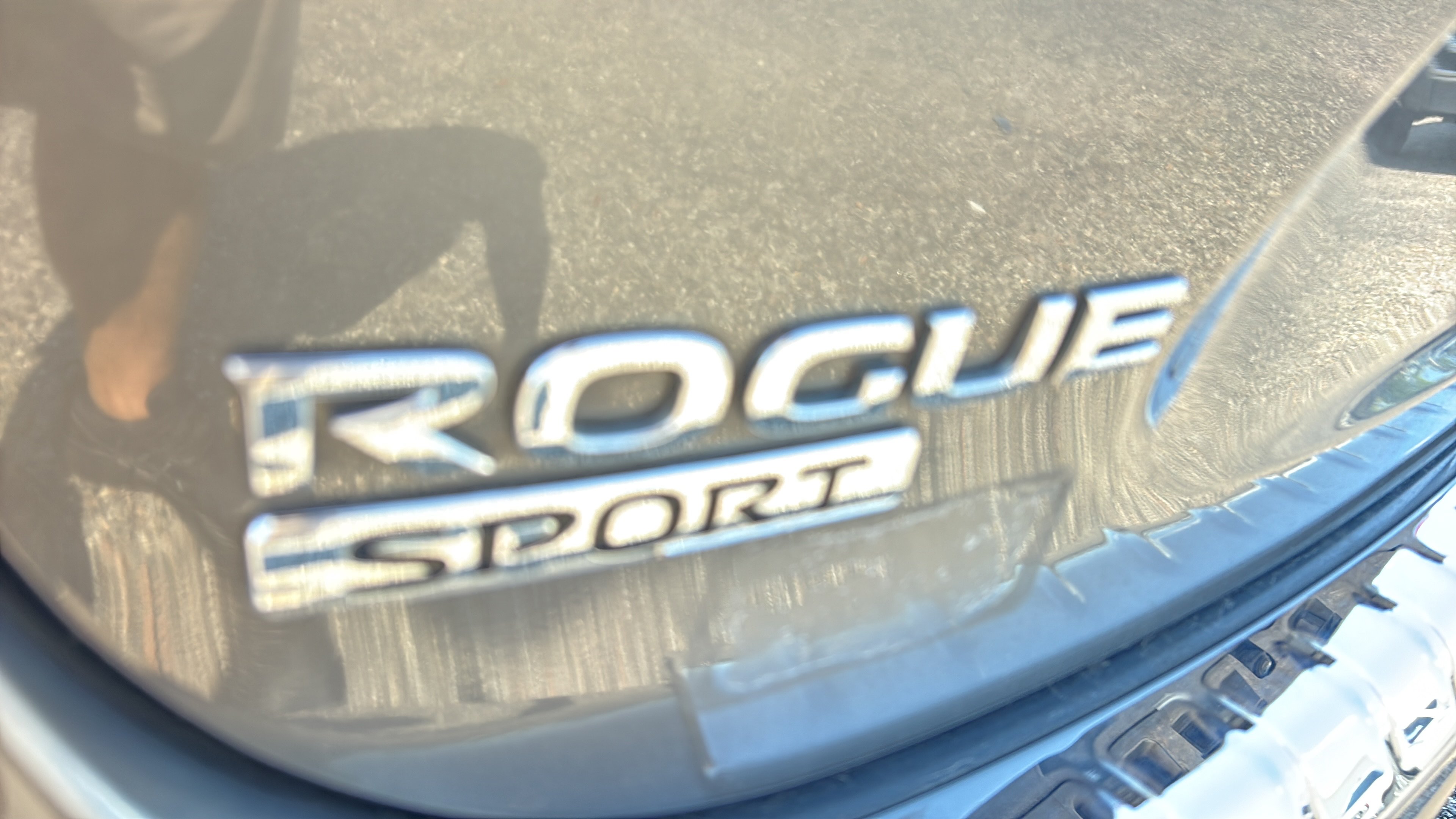 Used 2022 Nissan Rogue Sport SL AWD/4WD image 32
