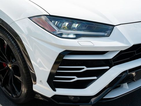 Used 2019 Lamborghini Urus AWD/4WD image 7