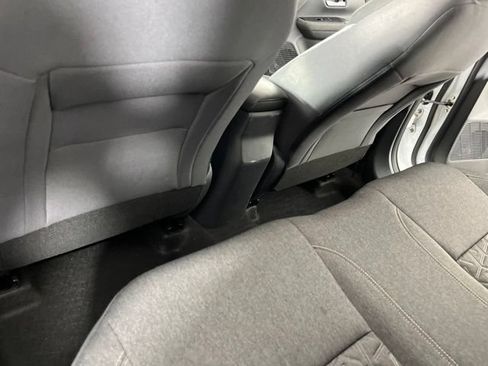 Used 2025 Nissan Kicks SV FWD image 39
