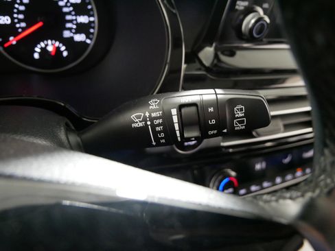 Used 2021 Kia Seltos EX image 31