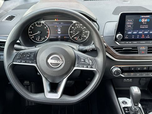 Certified 2024 Nissan Altima 2.5 SV image 14