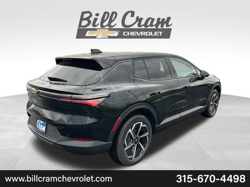 New 2026 Chevrolet Equinox EV LT image 32